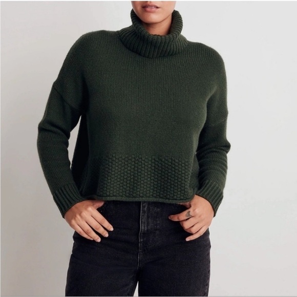 Madewell Sweaters - Madewell Sadler Turtleneck Sweater Size Large Deep Forest Green Merino Wool Boxy